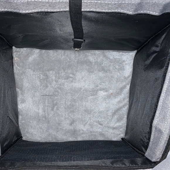 Pet Carrier - Picture 8 of 8